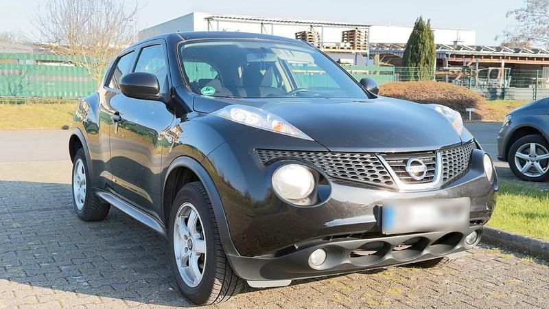 Gebraucht Nissan Juke Acenta 118 PS (86 kW) 2011 Schwarz SUV