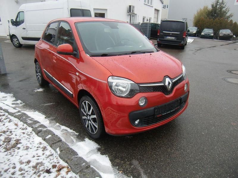 Gebraucht Renault Twingo Luxe 71 PS (52 kW) 2015 Rot Kleinwagen