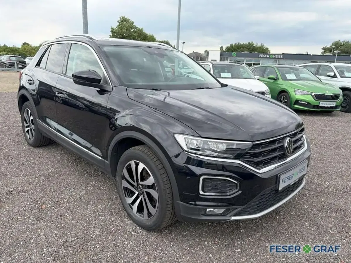 Gebraucht VW T-Roc Active 150 PS (110 kW) 2021 Deep black perleffekt SUV