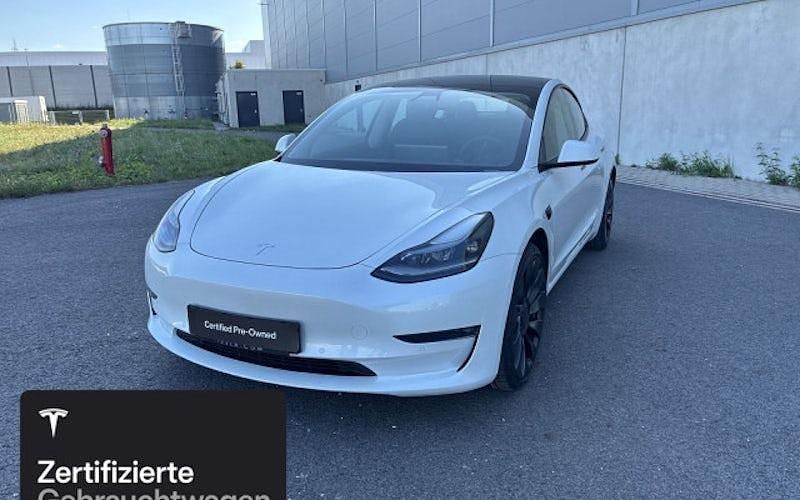 Weiß Gebraucht 2021 Tesla Model 3 Performance Limousine | 27.300 € (Fairer Preis) - Bild 1/4