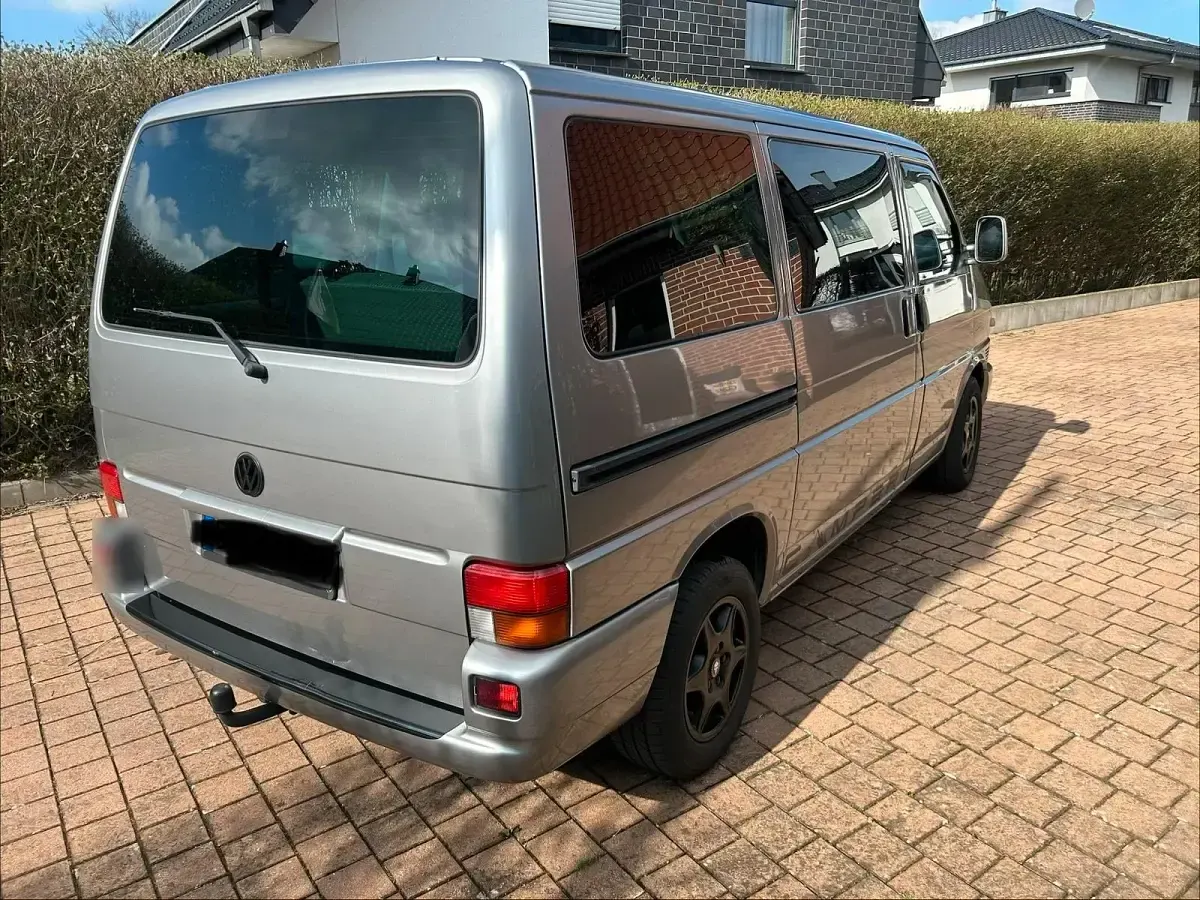 Gebraucht VW Multivan 102 PS (75 kW) 1998 Grau Van / Kleinbus