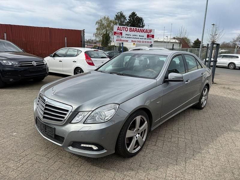 Gebraucht Mercedes E350 292 PS (214 kW) 2009 Silber Limousine