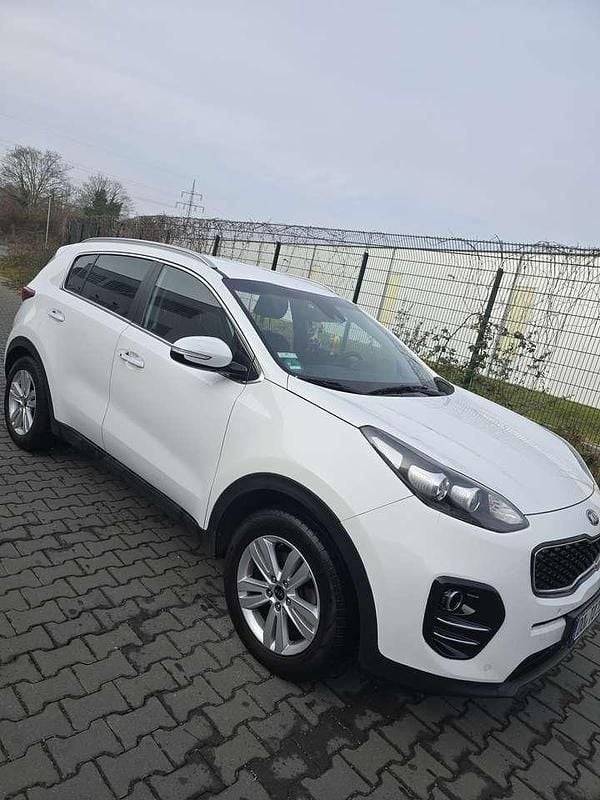 Gebraucht 2018 Kia Sportage DREAM-TEAM Edition SUV | 13.000 € (Guter Preis) - Bild 1/4