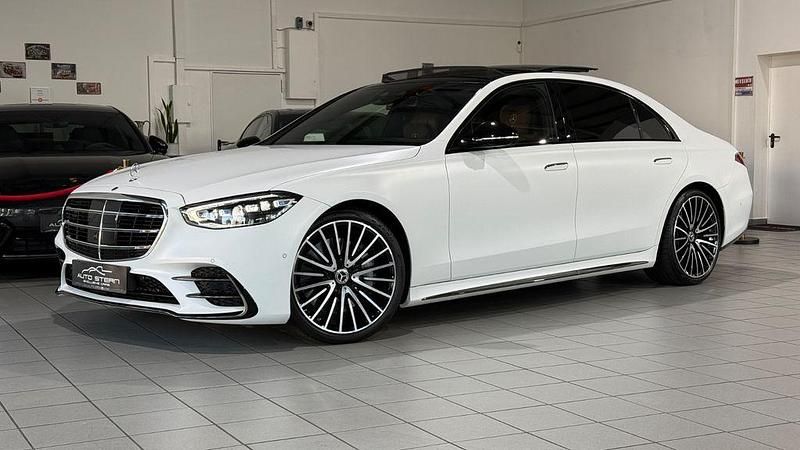Weiß Gebraucht 2025 Mercedes S580 AMG Limousine | 169.950 € - Bild 1/4