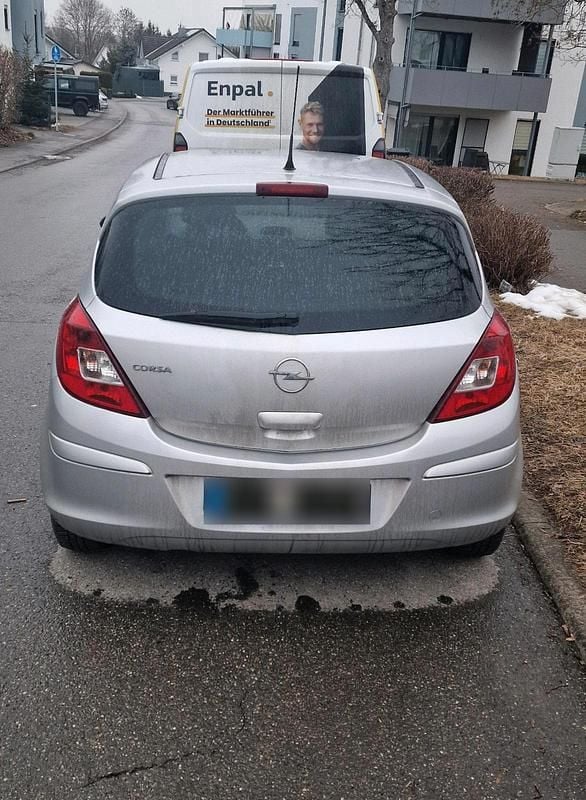 Gebraucht Opel Corsa 101 PS (74 kW) 2010 Silber Kleinwagen