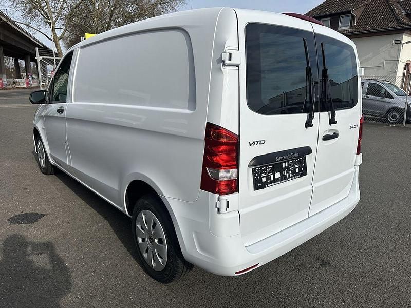 Gebraucht Mercedes Vito 136 PS (100 kW) 2021 Arktikweiss Van