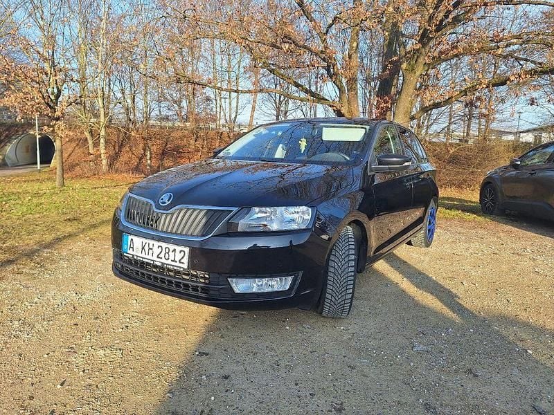 Schwarz Gebraucht 2017 Skoda Rapid Style Limousine | 9.200 € (Fairer Preis) - Bild 1/4