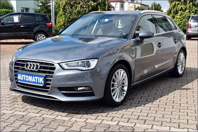 Gebraucht Audi A3 Ambition 125 PS (91 kW) 2016 Grau Limousine