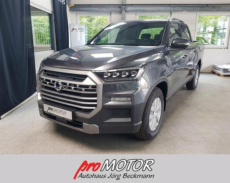 Grau Neu 2025 Ssangyong Musso SUV | 44.444 € - Bild 1/4