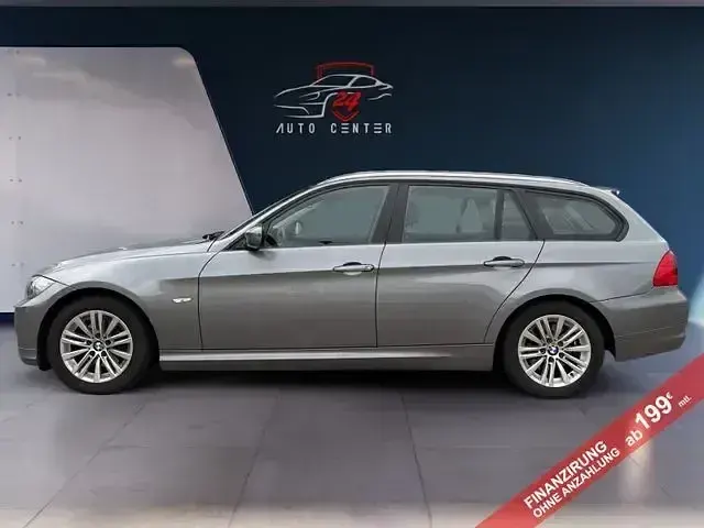 Gebraucht BMW 318 Comfort Edition 143 PS (105 kW) 2012 Grau Limousine