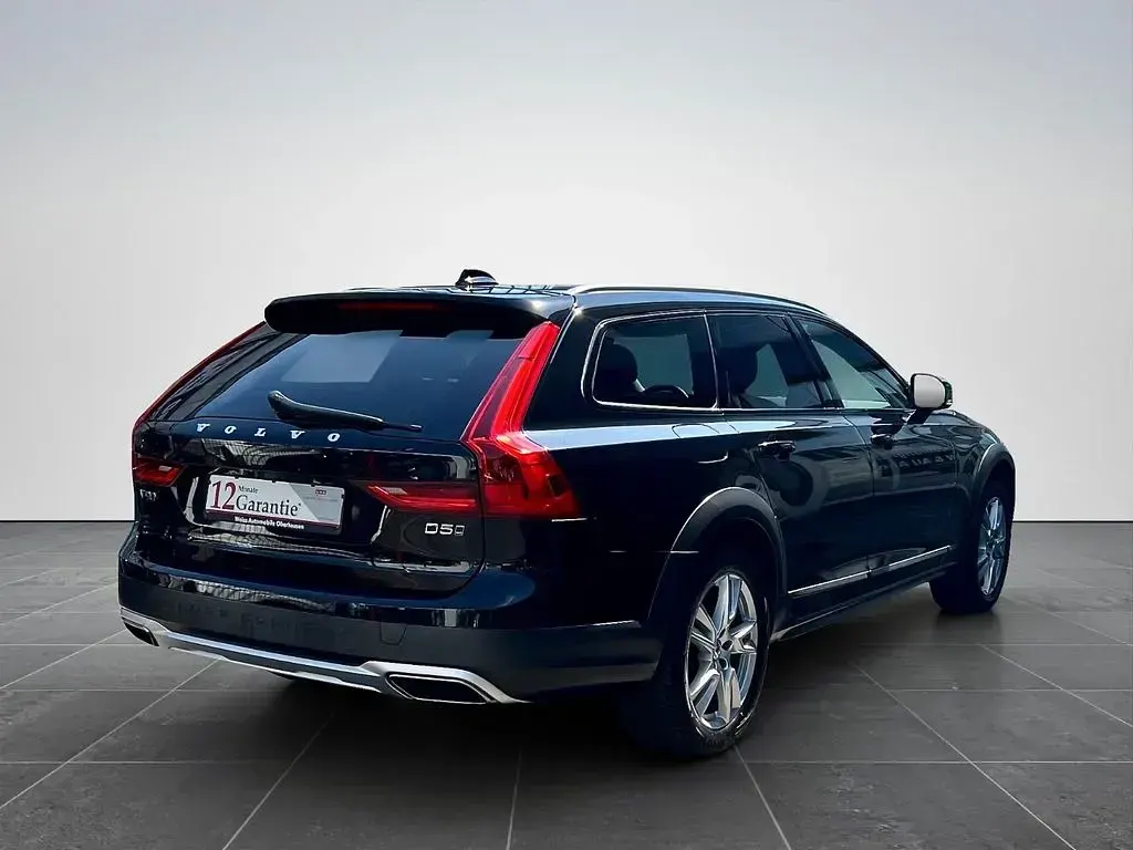 Gebraucht Volvo V90 CC 235 PS (172 kW) 2018 Schwarz Kombi
