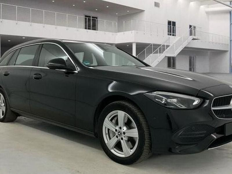 Gebraucht Mercedes C300e 313 PS (230 kW) 2022 Schwarz Limousine