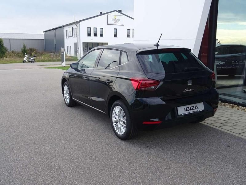 Gebraucht Seat Ibiza XCELLENCE 116 PS (85 kW) 2024 Midnight schwarz (metallic) Kleinwagen