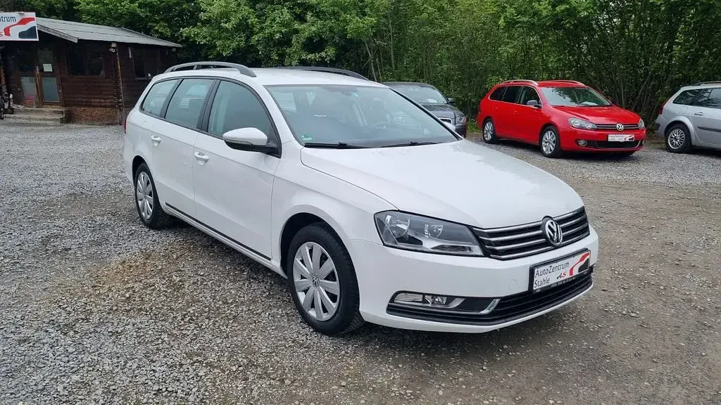 Gebraucht VW Passat Trendline 122 PS (89 kW) 2014 Weiß Kombi