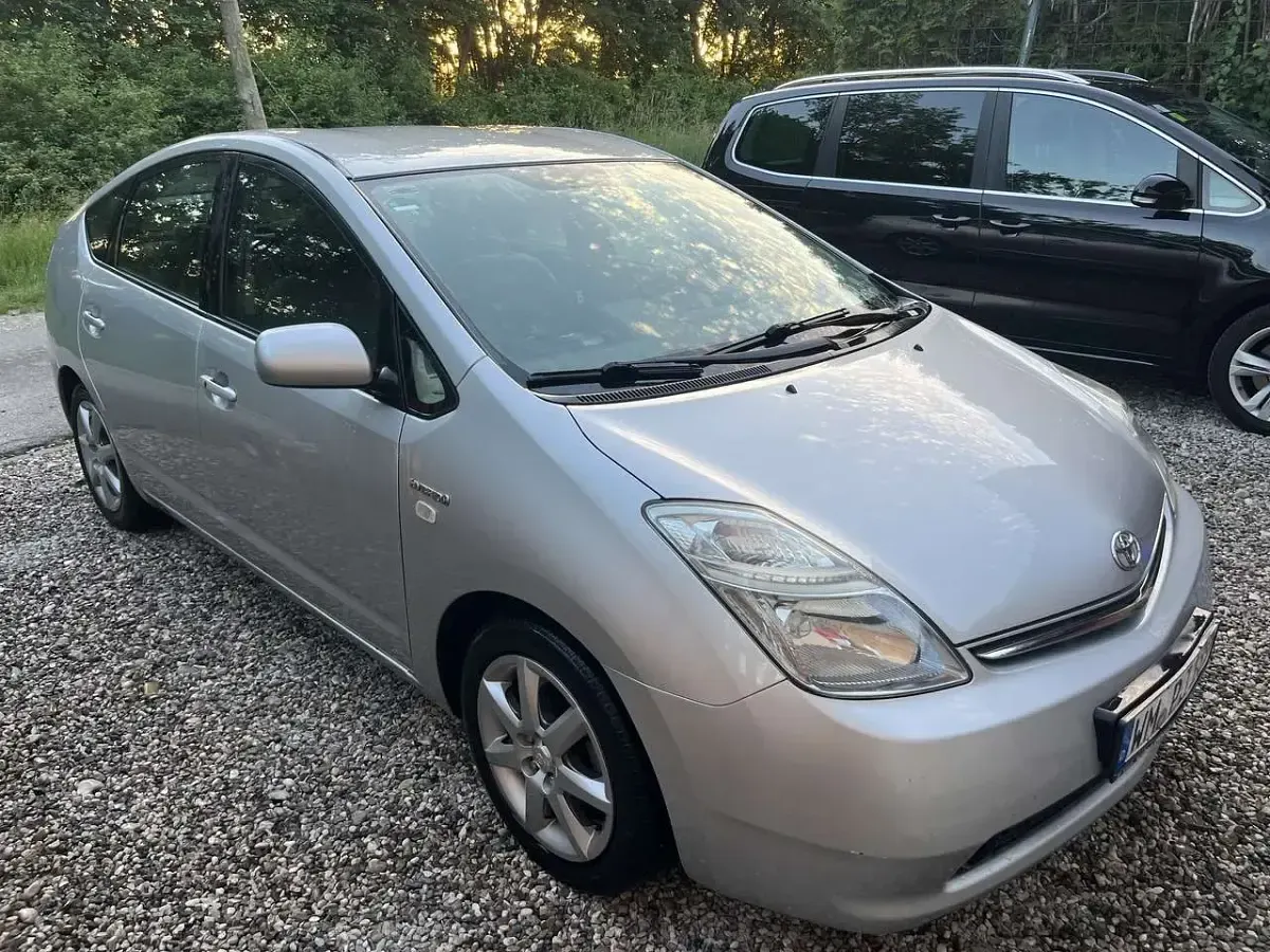 Gebraucht Toyota Prius Sol 111 PS (81 kW) 2007 Silber Kleinwagen