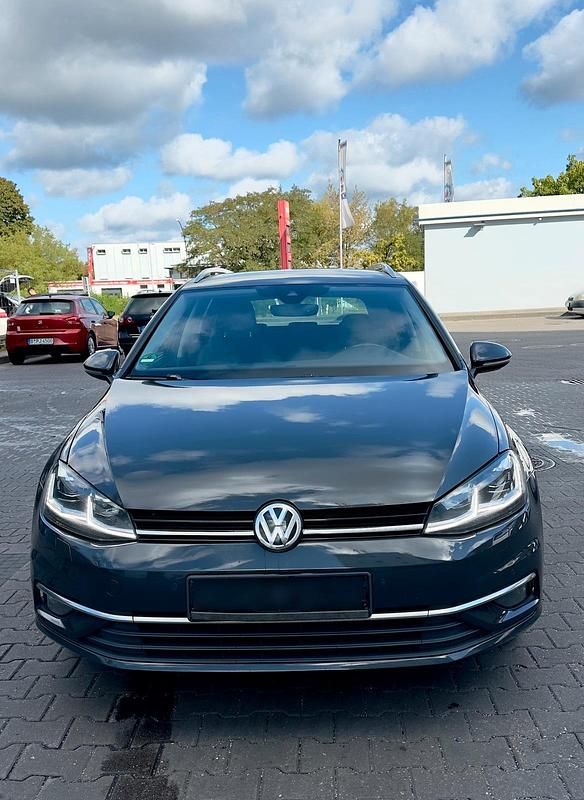 Gebraucht 2018 VW Golf VII Join Kombi | 10.950 € (Fairer Preis) - Bild 1/4