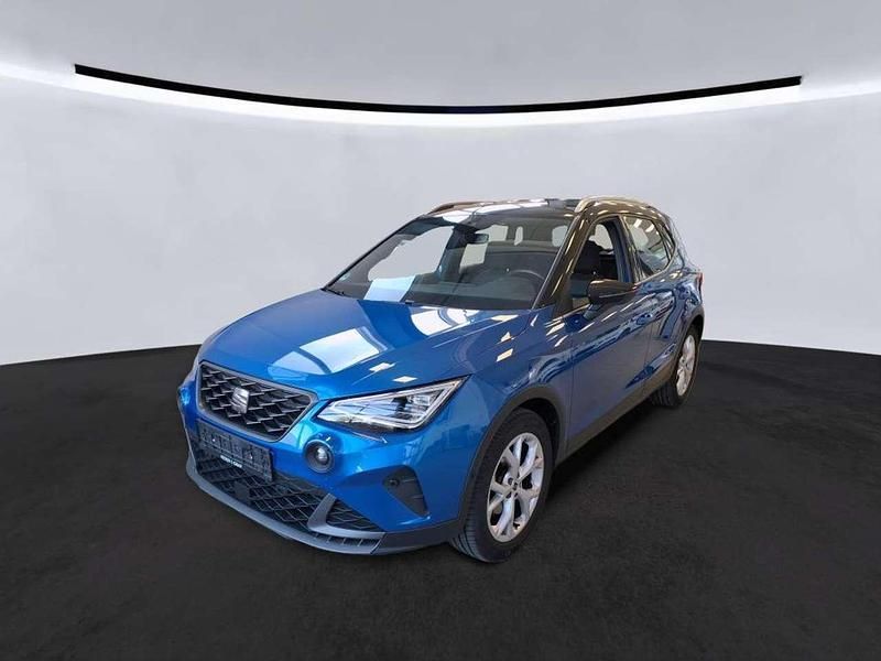 Blau Gebraucht 2022 Seat Arona FR SUV | 18.950 € (Fairer Preis) - Bild 1/2