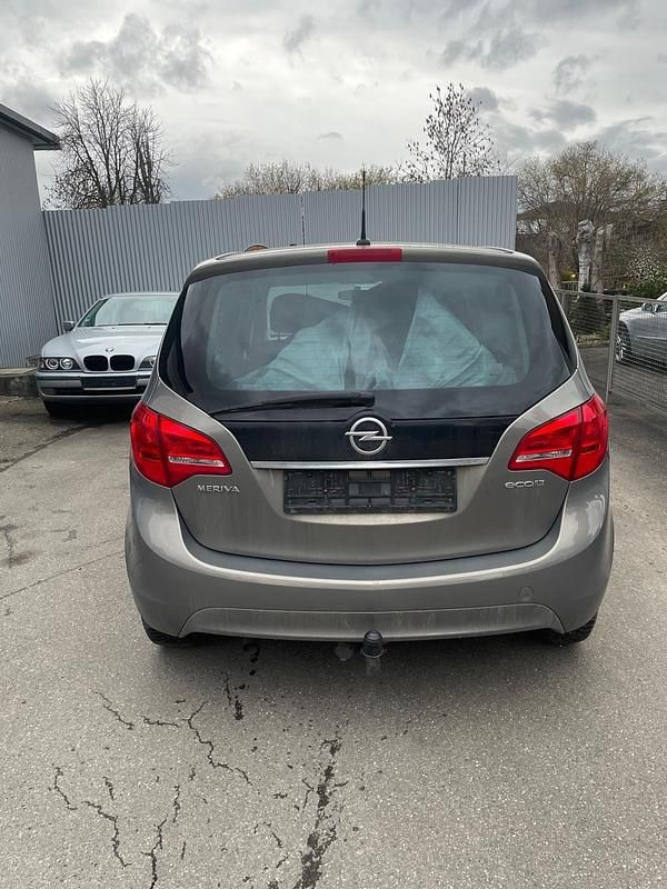 Gebraucht Opel Meriva 120 PS (88 kW) 2012 Van / Kleinbus