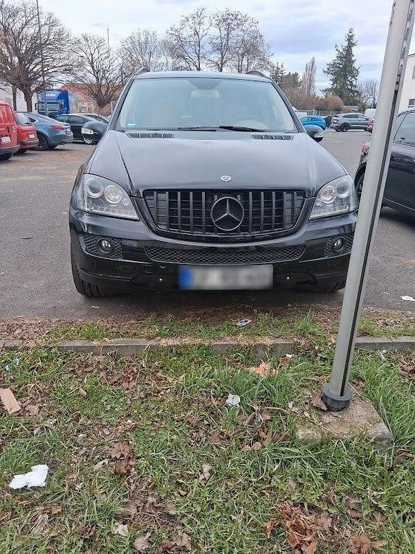 Gebraucht Mercedes ML280 250 PS (183 kW) 2007 Schwarz SUV