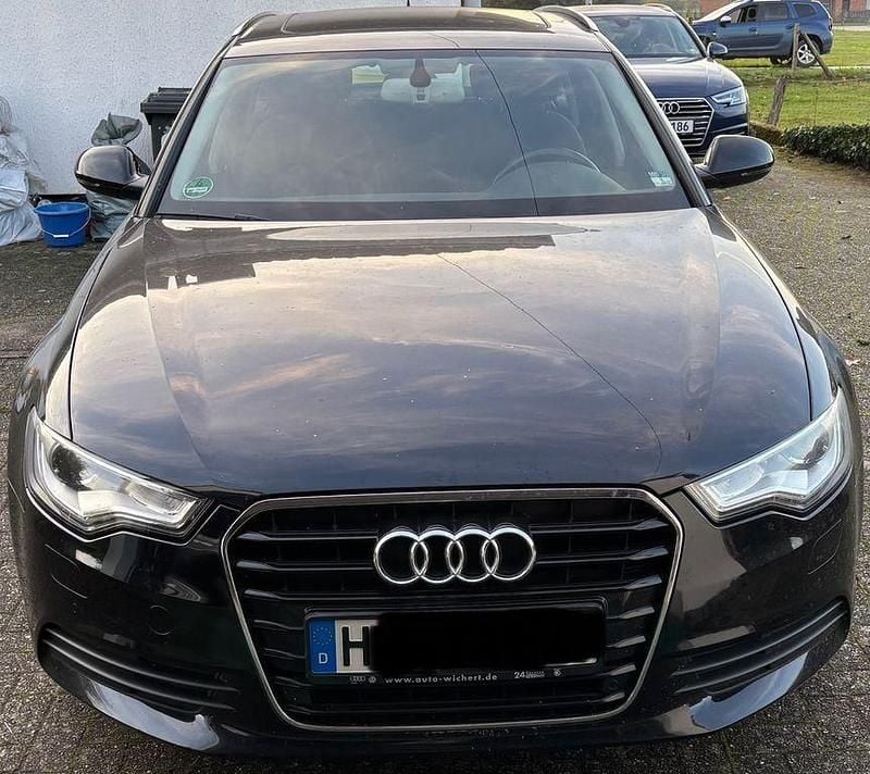 Gebraucht Audi A6 177 PS (130 kW) 2013 Schwarz Kombi