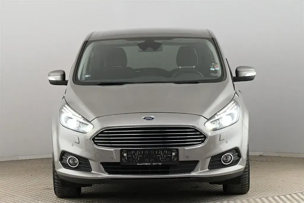 Usata Ford S-MAX Titanium 160 CV (117 kW) 2015 Argento Monovolume