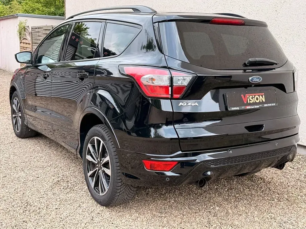 Gebraucht Ford Kuga ST-Line 150 PS (110 kW) 2019 Schwarz SUV
