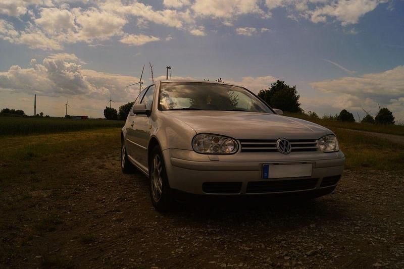 Gebraucht VW Golf III Basis 101 PS (74 kW) 1999 Silber