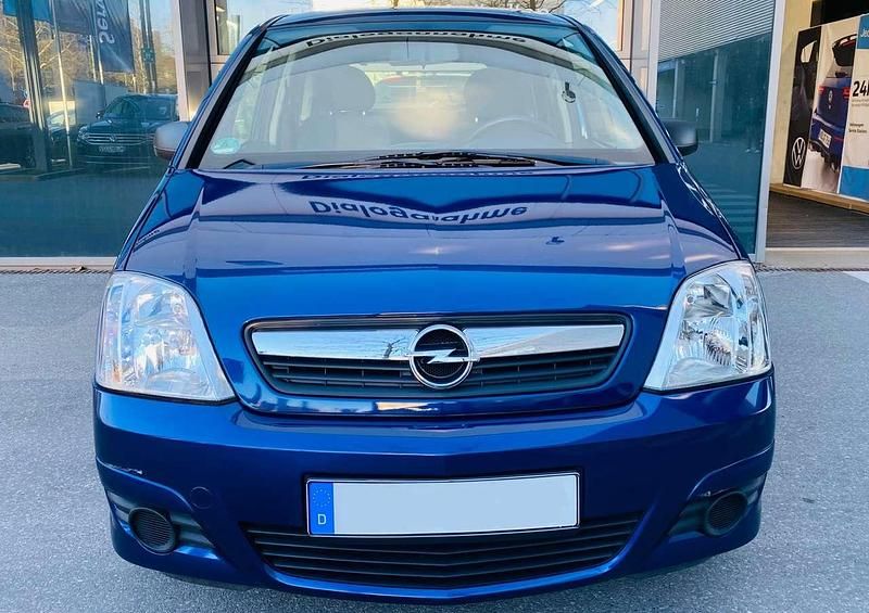 Blau Gebraucht 2008 Opel Meriva Van / Kleinbus | 3.750 € (Etwas zu teuer) - Bild 1/4