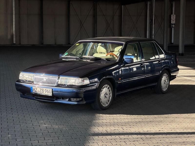 Blau Gebraucht 1996 Volvo 960 Executive Limousine | 12.300 € - Bild 1/4