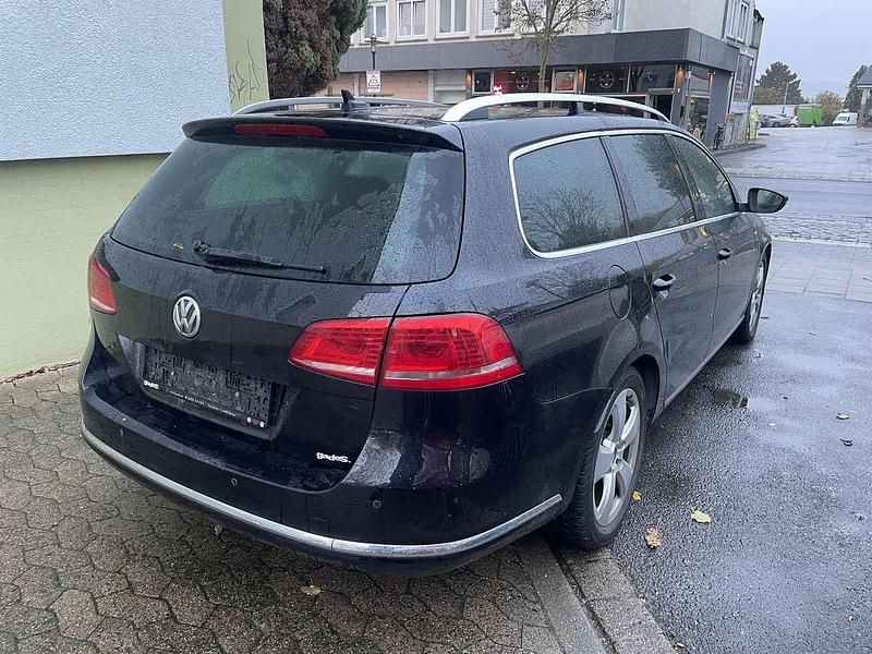 Gebraucht VW Passat Exclusive 177 PS (130 kW) 2013 Schwarz Kombi