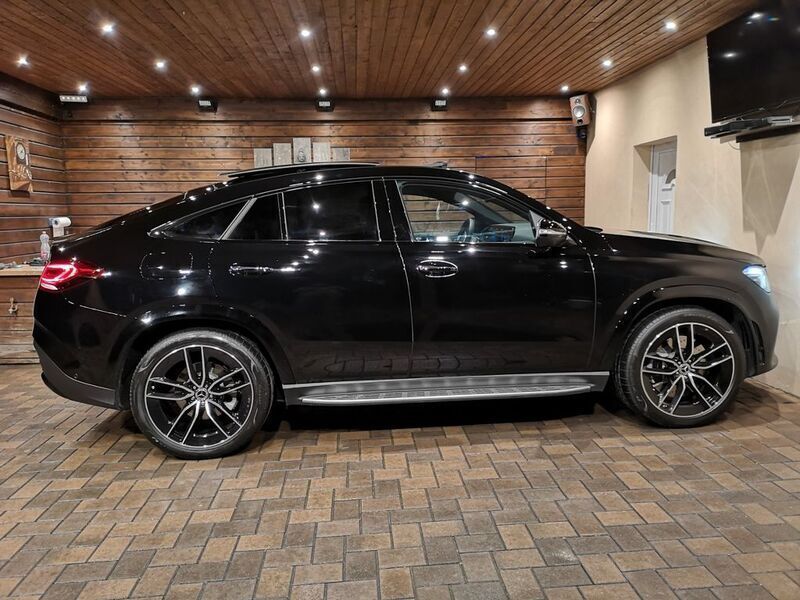 Gebraucht Mercedes GLE400 330 PS (242 kW) 2022 Schwarz Coupé