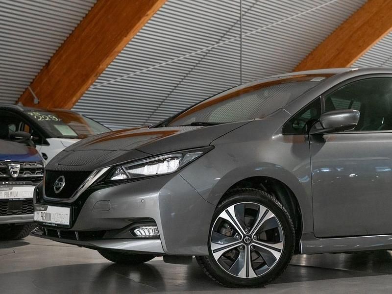 Gebraucht Nissan Leaf 360º 160 kW (218 PS) 2021 Grau Kleinwagen