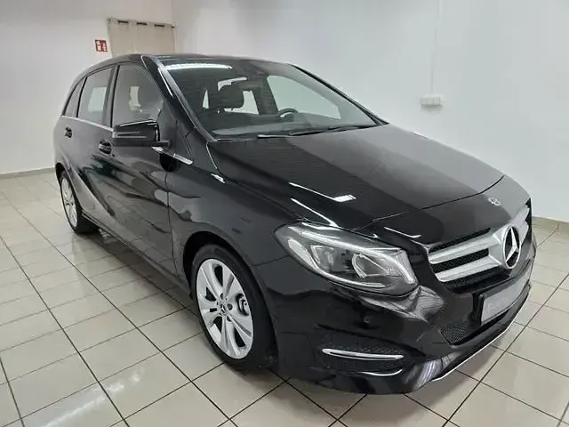 Gebraucht Mercedes B220 Edition 170 PS (125 kW) 2019 Schwarz Kleinwagen