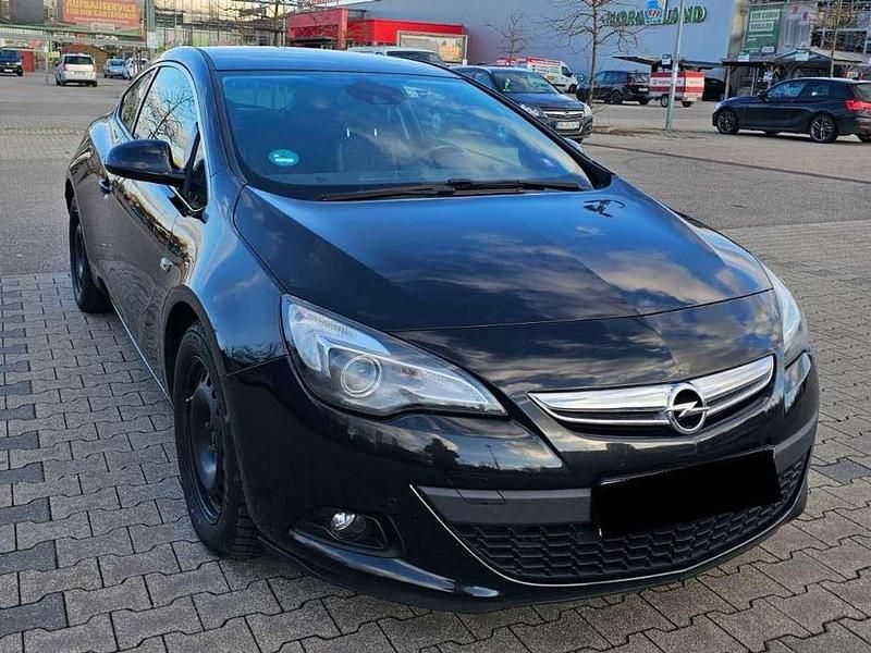 Gebraucht Opel Astra GTC 165 PS (121 kW) 2014 Schwarz Limousine