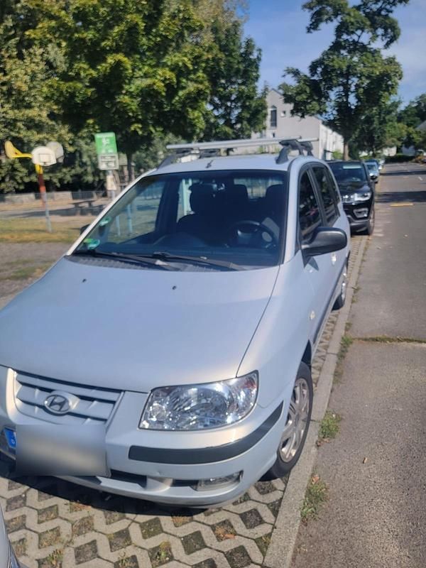 Silber Gebraucht 2001 Hyundai Matrix Van / Kleinbus | 1.150 € - Bild 1/4
