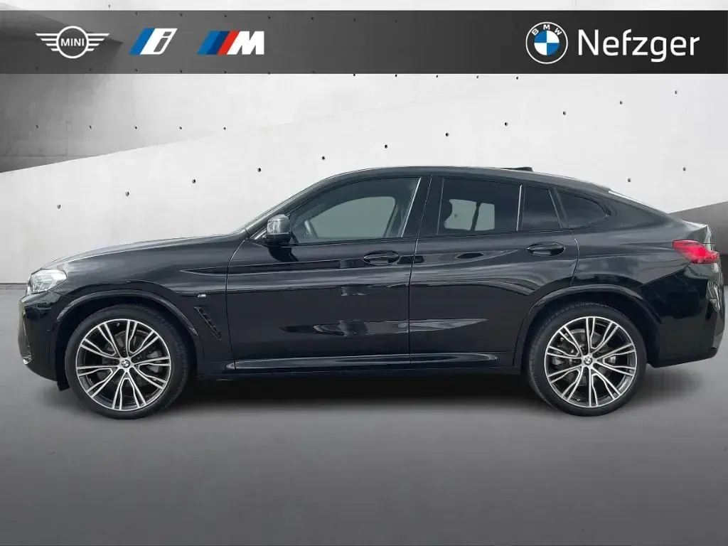 Gebraucht BMW X4 M Sport 190 PS (139 kW) 2025 Schwarz SUV