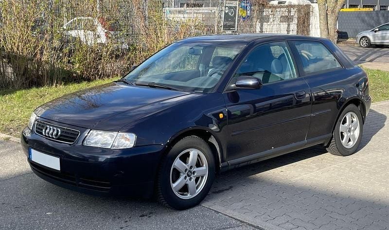 Gebraucht Audi A3 102 PS (75 kW) 1999 Blau Kleinwagen