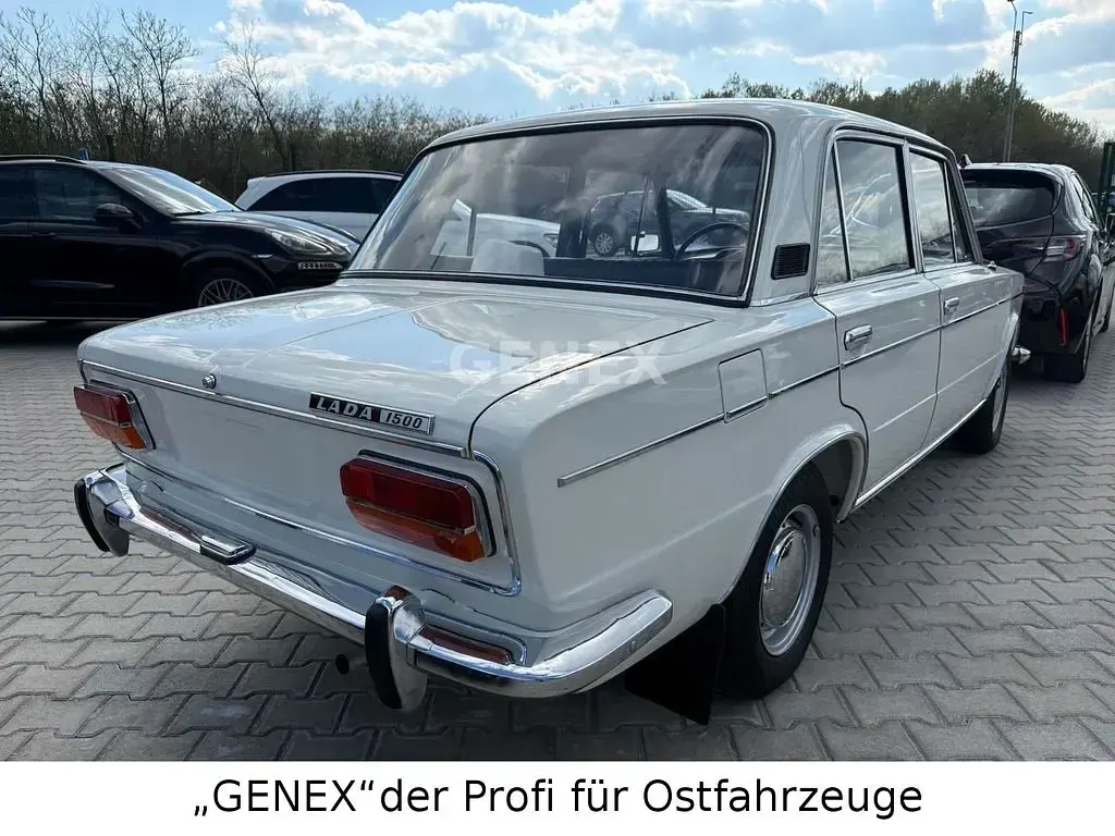 Gebraucht Lada 2103 75 PS (55 kW) 1980 Weiß Limousine