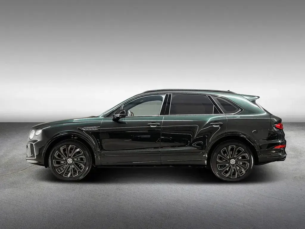 Neu Bentley Bentayga 551 PS (405 kW) 2026 Grün SUV