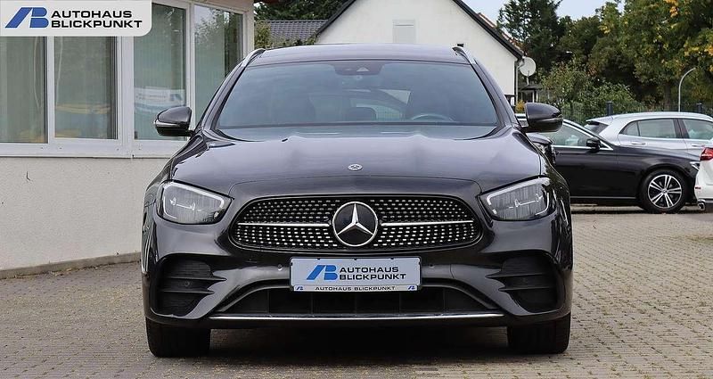 Gebraucht Mercedes E300 AMG 194 PS (142 kW) 2020 Grafitgrau (metallic) Kombi