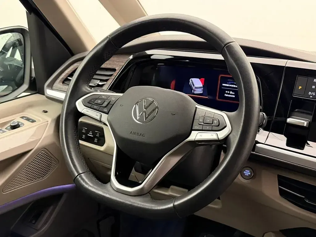 Gebraucht VW Multivan Style 177 PS (130 kW) 2025 Blau Van / Kleinbus