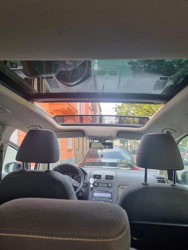 Gebraucht VW Touran 110 PS (80 kW) 2012 Grau Van / Kleinbus