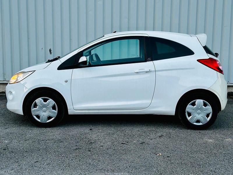 Gebraucht Ford Ka Trend 70 PS (51 kW) 2010 Weiß Kleinwagen