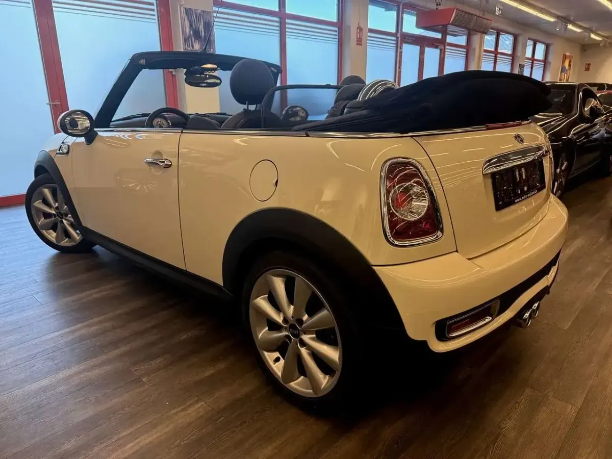 Gebraucht Mini Cooper SD Cabriolet 143 PS (105 kW) 2014 Weiß Cabrio