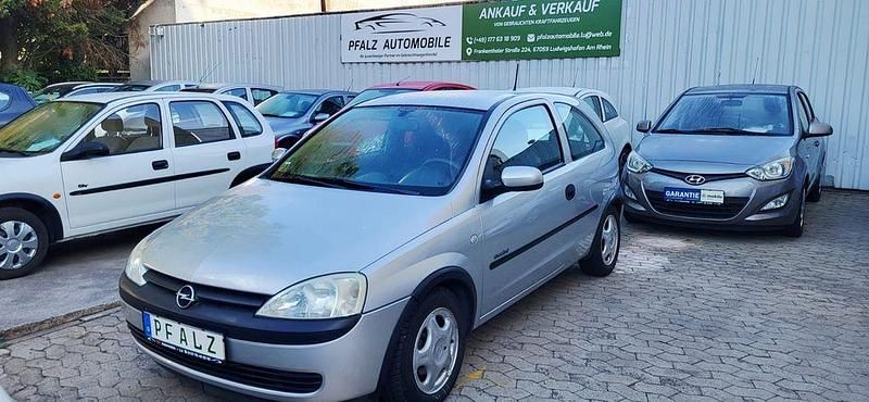 Silber Gebraucht 2000 Opel Corsa Kleinwagen | 2.290 € (Etwas zu teuer) - Bild 1/4