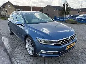 Używany VW Passat Highline 281 KM (206 kW) 2016 Niebieski Kombi