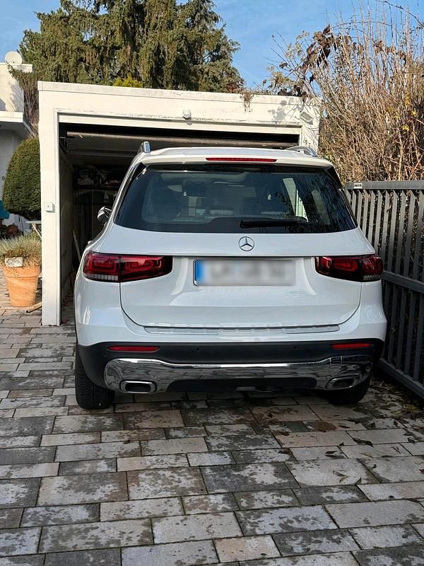 Gebraucht Mercedes GLB250 224 PS (164 kW) 2023 Weiß SUV