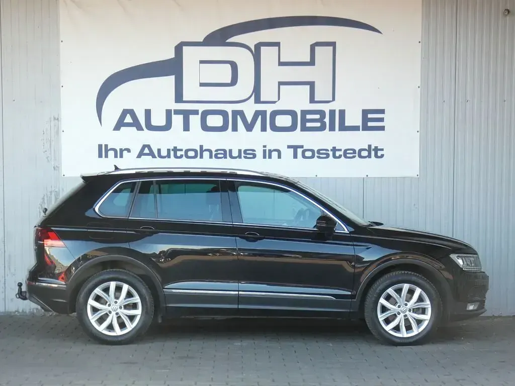 Gebraucht VW Tiguan Highline 150 PS (110 kW) 2016 Schwarz SUV