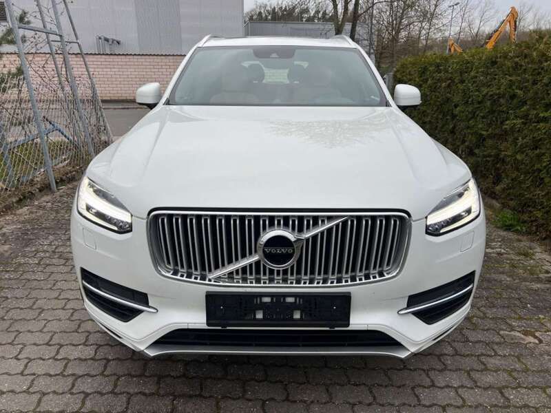 Weiß Gebraucht 2018 Volvo XC90 Inscription SUV | 32.000 € (Etwas zu teuer) - Bild 1/4
