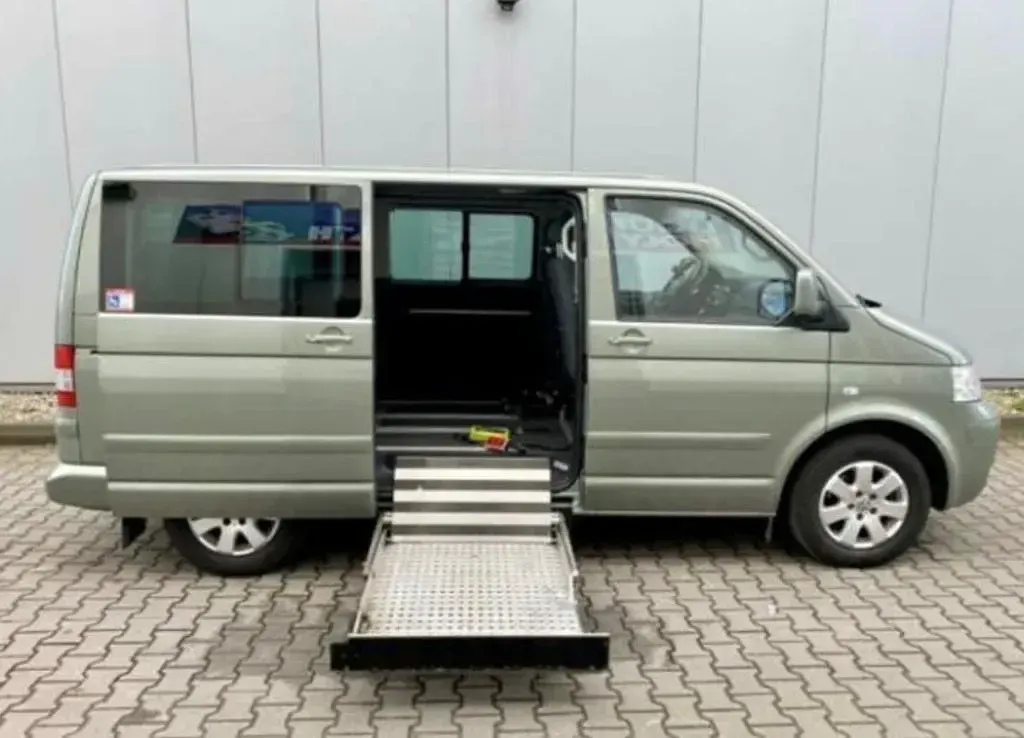 Gebraucht VW Multivan Comfortline 174 PS (127 kW) 2004 Grün Van / Kleinbus